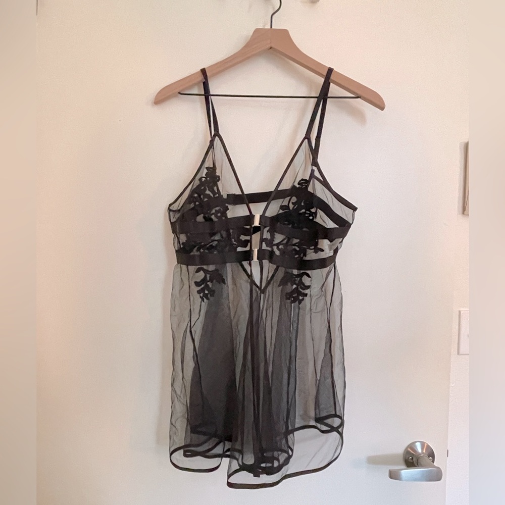 Thistle and Spire Cornelia Babydoll black sz Large NWOT